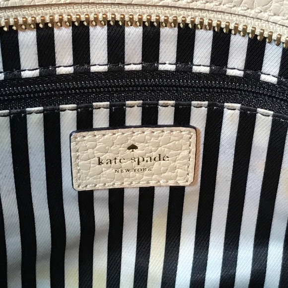 sold EUC Ivory and Black Kate Spade Leather - Picture 8 of 12
